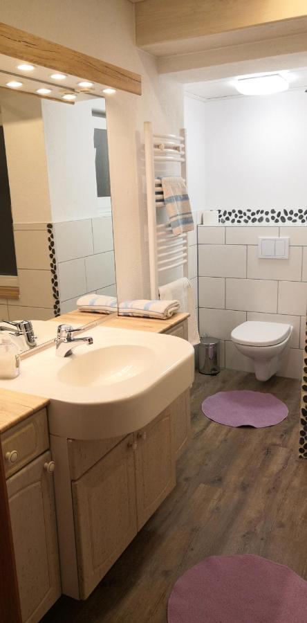 Apartment Auszeit Mit Kueche Viel Ruhe Und Natur Untrasried ภายนอก รูปภาพ