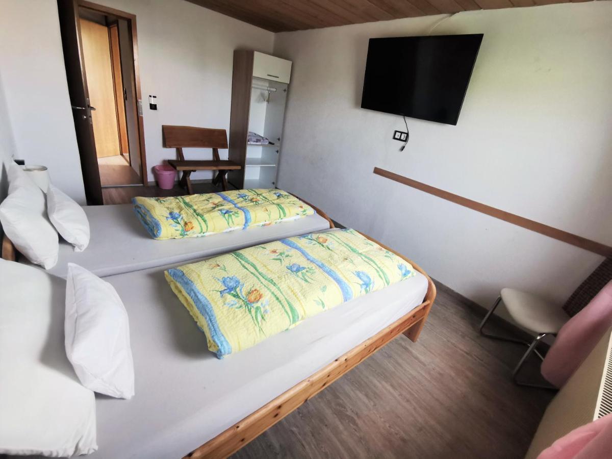 Apartment Auszeit Mit Kueche Viel Ruhe Und Natur Untrasried ภายนอก รูปภาพ